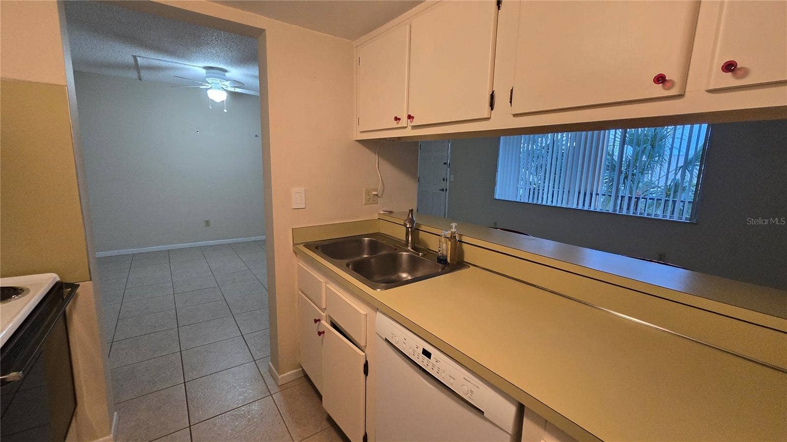 2525 W BAY DRIVE, #C33, Belleair Bluffs, FL 33770 2525 W BAY DRIVE, #C33, Belleair Bluffs, FL 33770