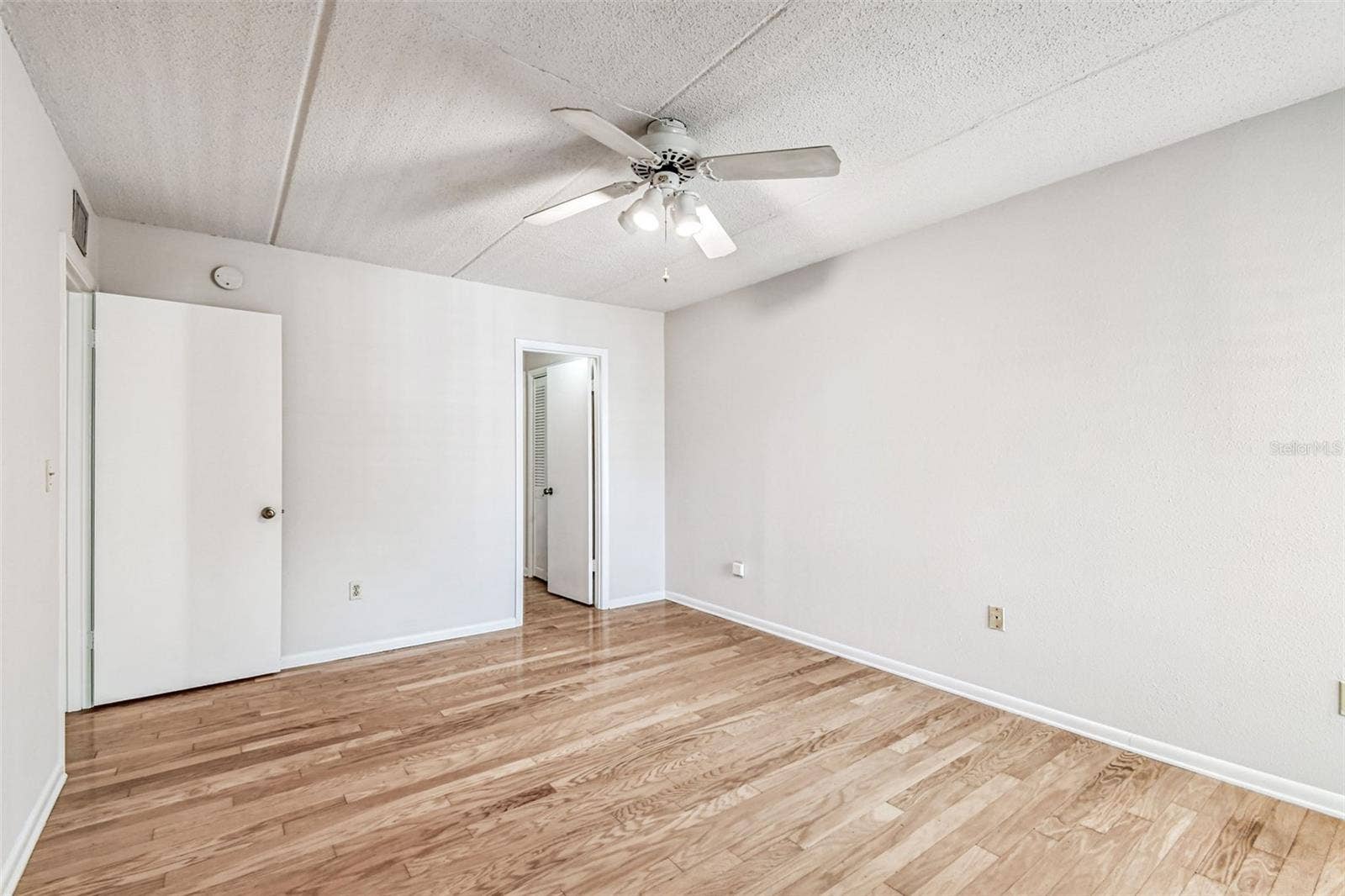 3325 BAYSHORE BOULEVARD, #B37, Tampa, FL 33629