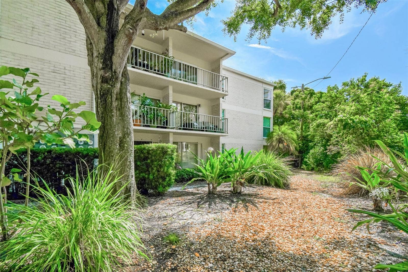 3325 BAYSHORE BOULEVARD, #B37, Tampa, FL 33629