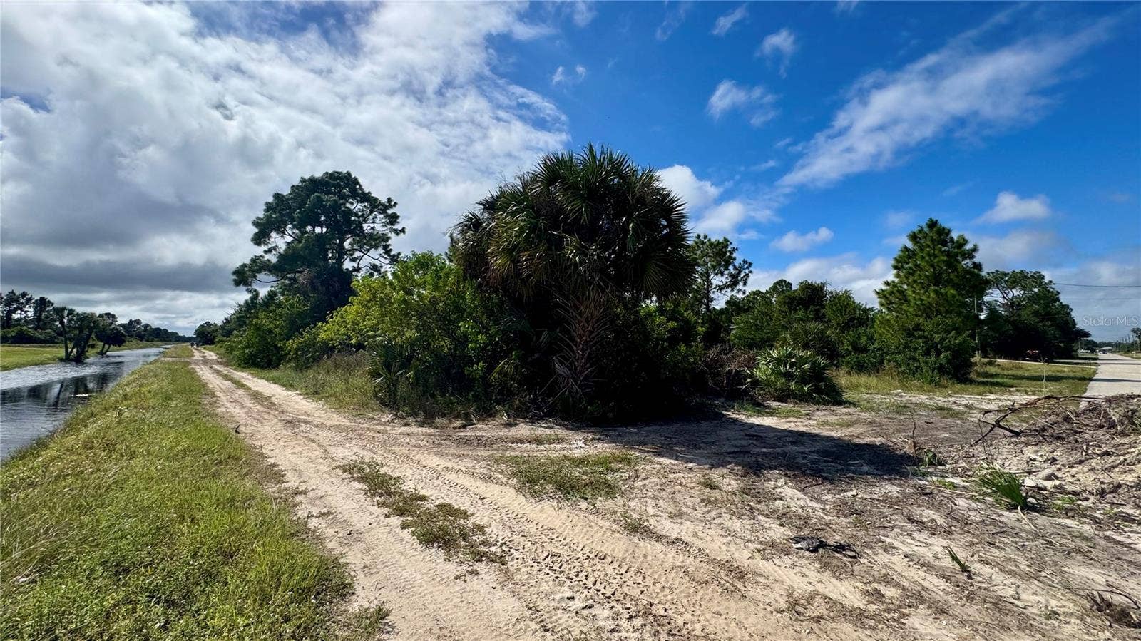 2501 31ST STREET SW, Lehigh Acres, FL 33976 2501 31ST STREET SW, Lehigh Acres, FL 33976