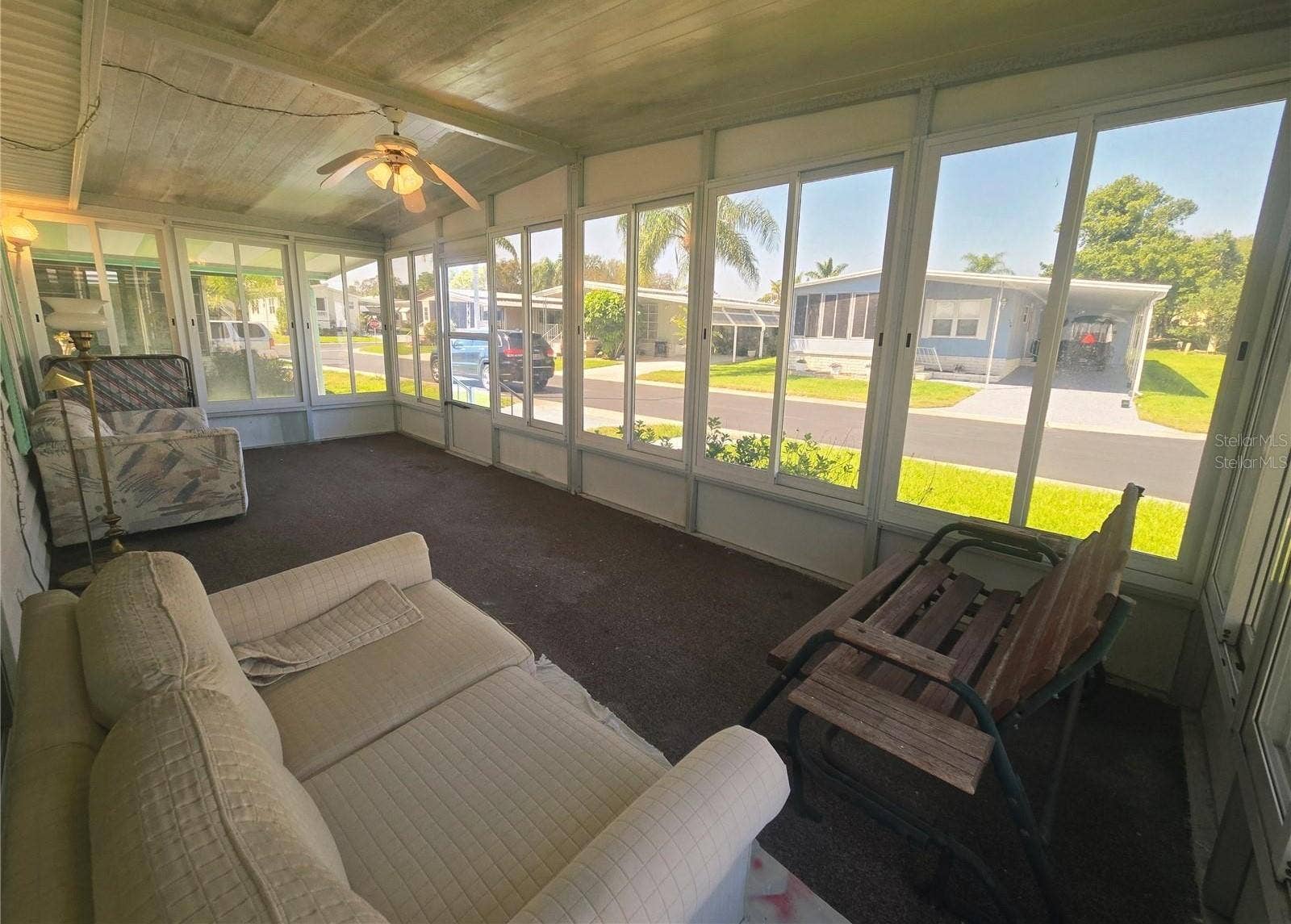 240 SF Florida Rm