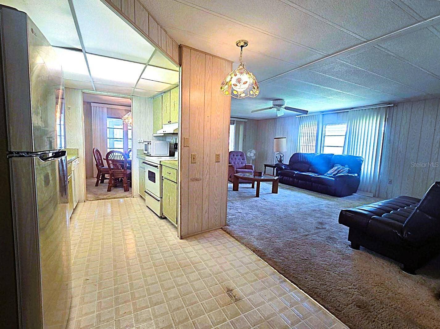 39820 US HIGHWAY 19 N, #182, Tarpon Springs, FL 34689