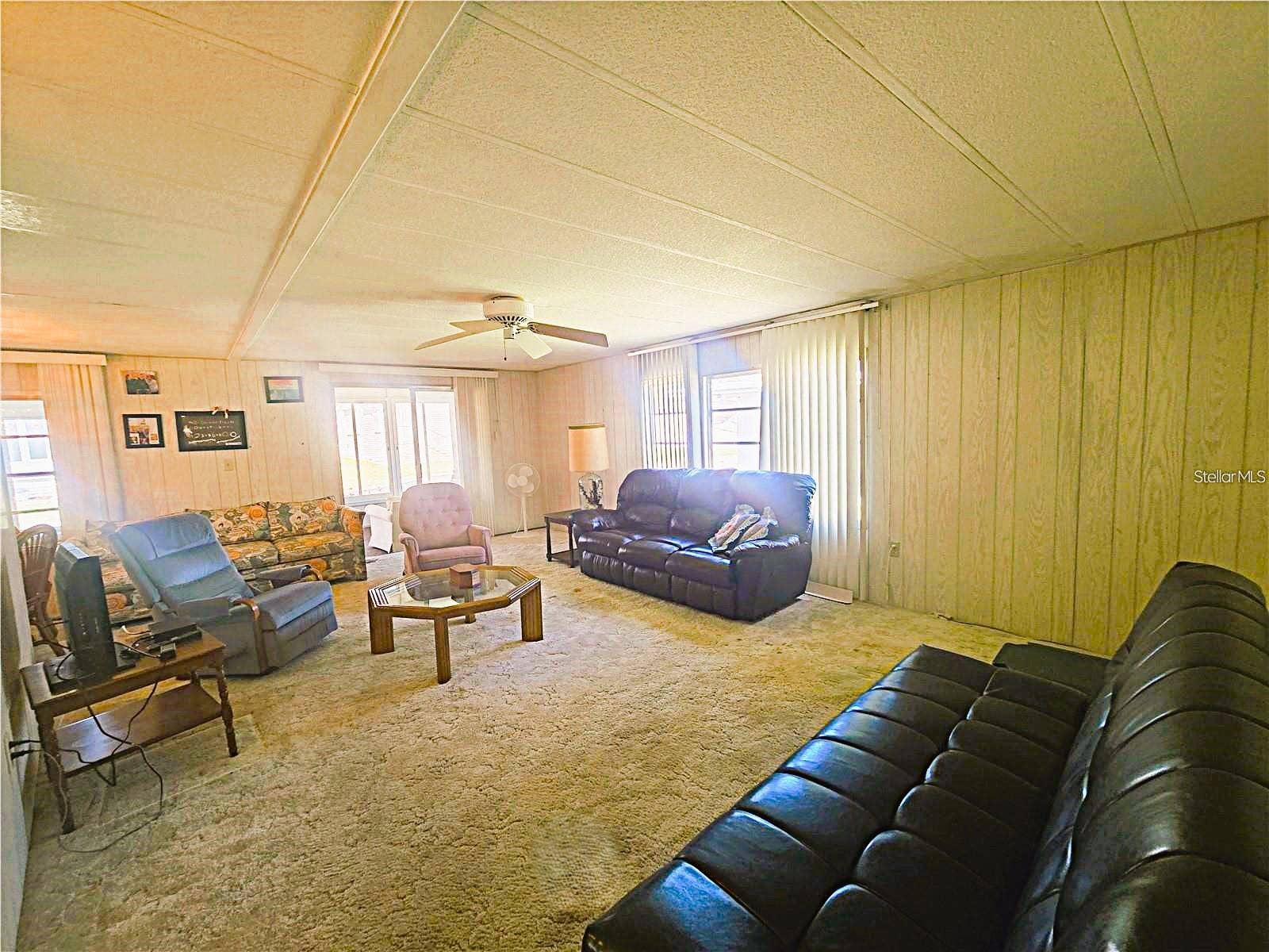 39820 US HIGHWAY 19 N, #182, Tarpon Springs, FL 34689