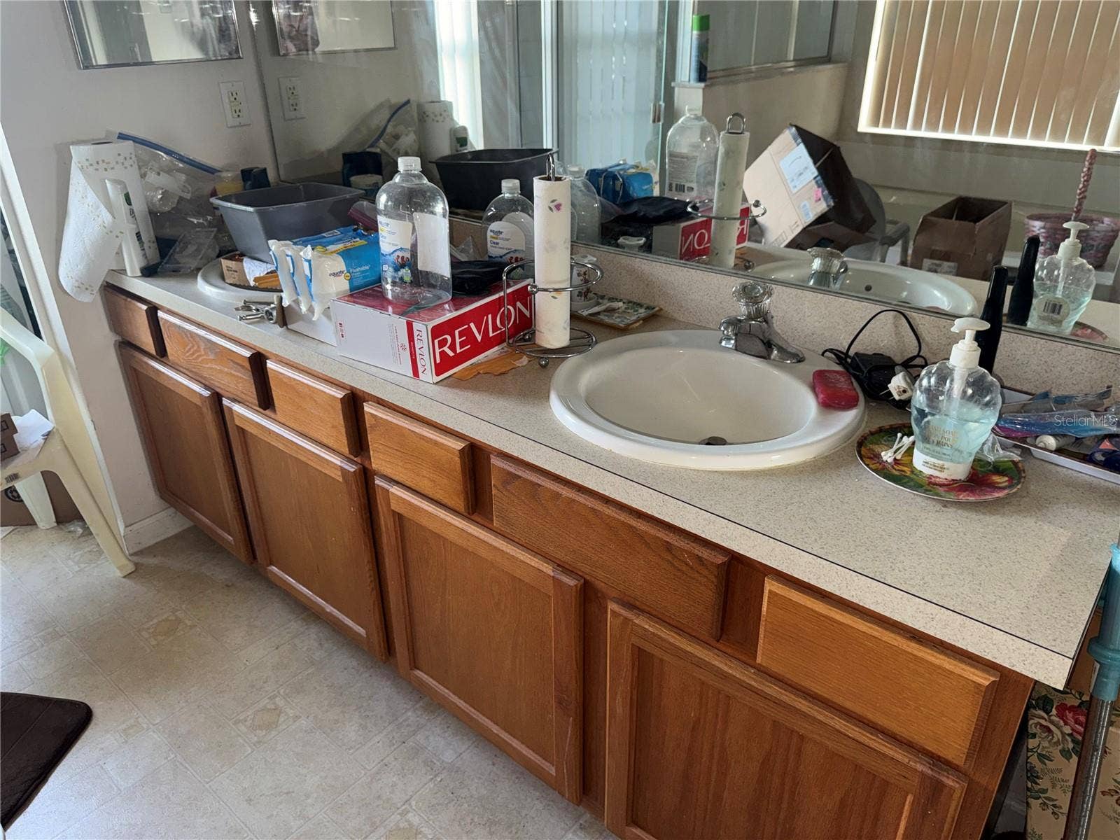 1371 ARMORY DRIVE NE, Palm Bay, FL 32907 1371 ARMORY DRIVE NE, Palm Bay, FL 32907