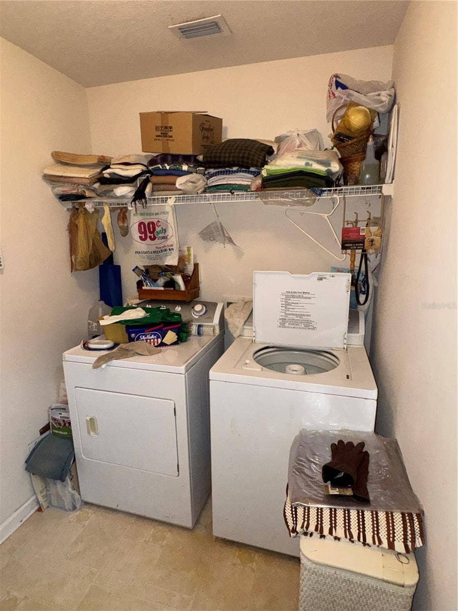 1371 ARMORY DRIVE NE, Palm Bay, FL 32907 1371 ARMORY DRIVE NE, Palm Bay, FL 32907