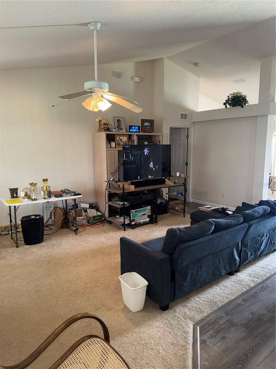1371 ARMORY DRIVE NE, Palm Bay, FL 32907 1371 ARMORY DRIVE NE, Palm Bay, FL 32907