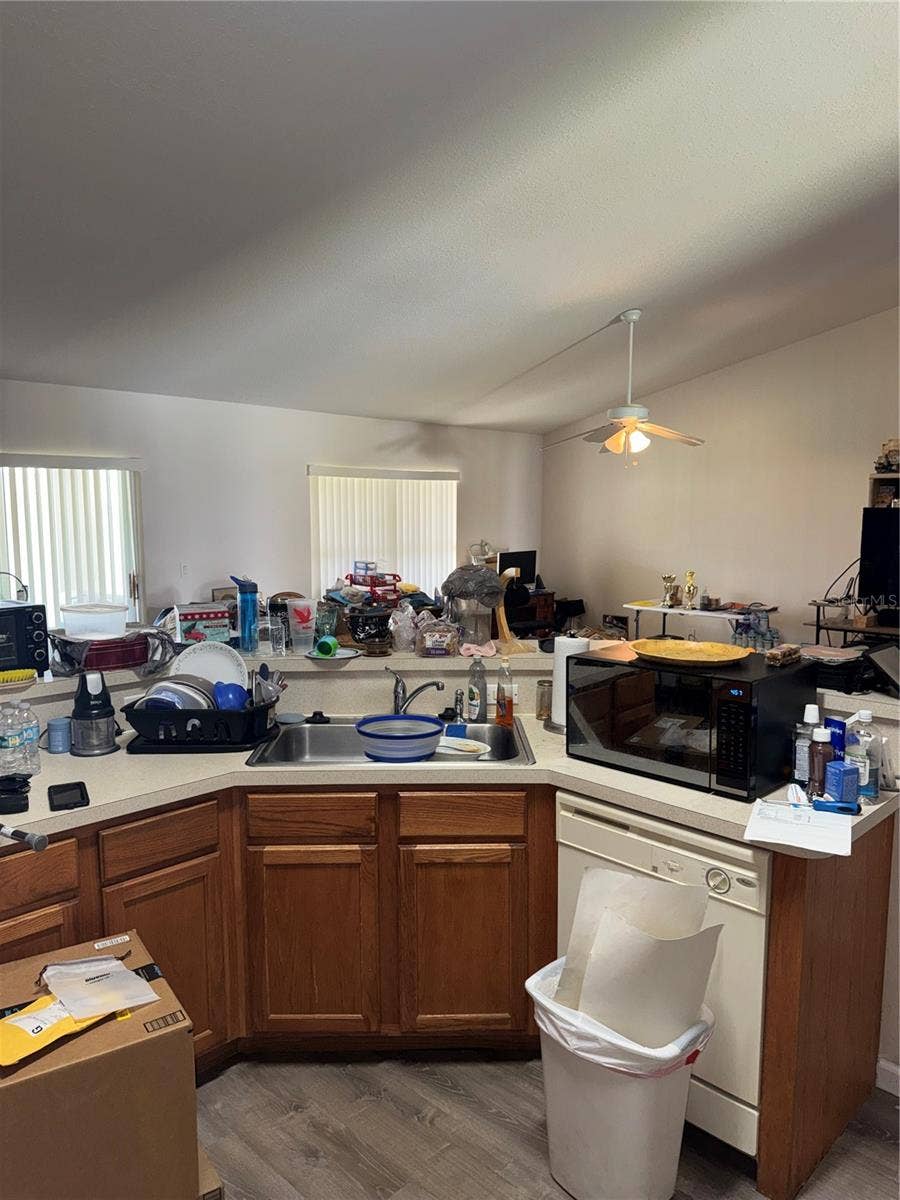 1371 ARMORY DRIVE NE, Palm Bay, FL 32907 1371 ARMORY DRIVE NE, Palm Bay, FL 32907