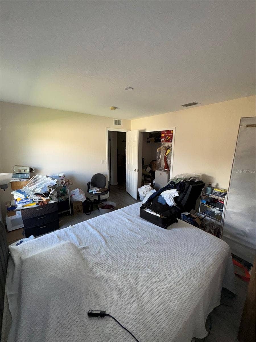 1371 ARMORY DRIVE NE, Palm Bay, FL 32907 1371 ARMORY DRIVE NE, Palm Bay, FL 32907