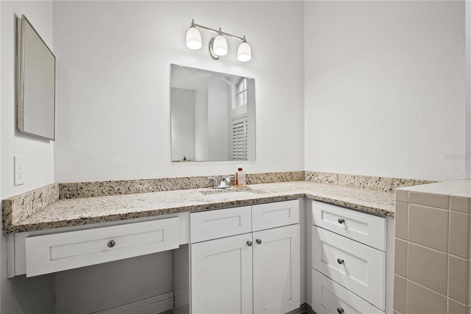 8612 SWANN RIDGE COURT, Tampa, FL 33647 8612 SWANN RIDGE COURT, Tampa, FL 33647