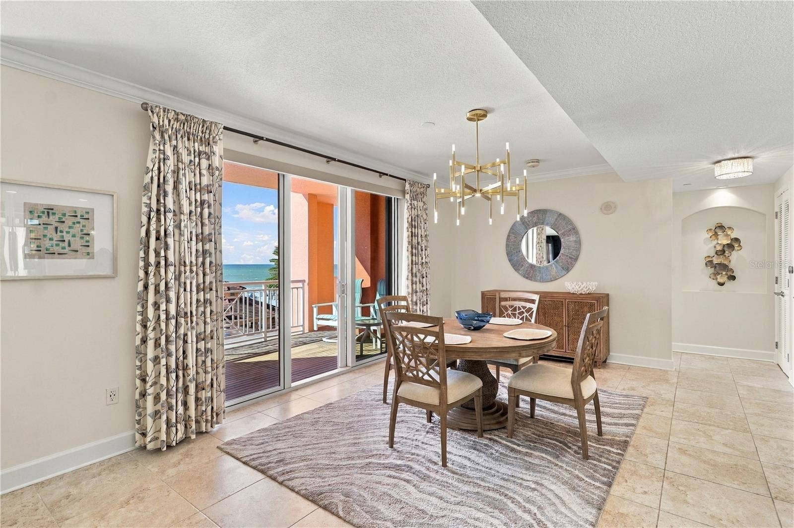 301 S GULFVIEW BOULEVARD, #303, Clearwater, FL 33767 Dinning area