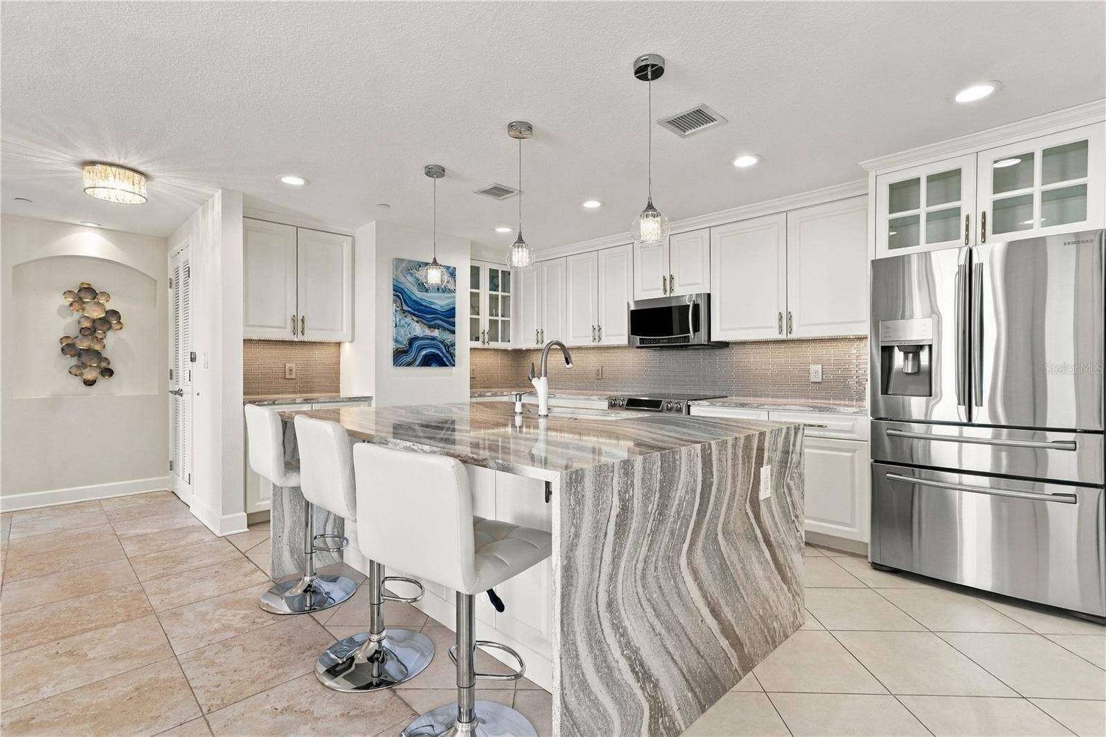 301 S GULFVIEW BOULEVARD, #303, Clearwater, FL 33767 Waterfall island