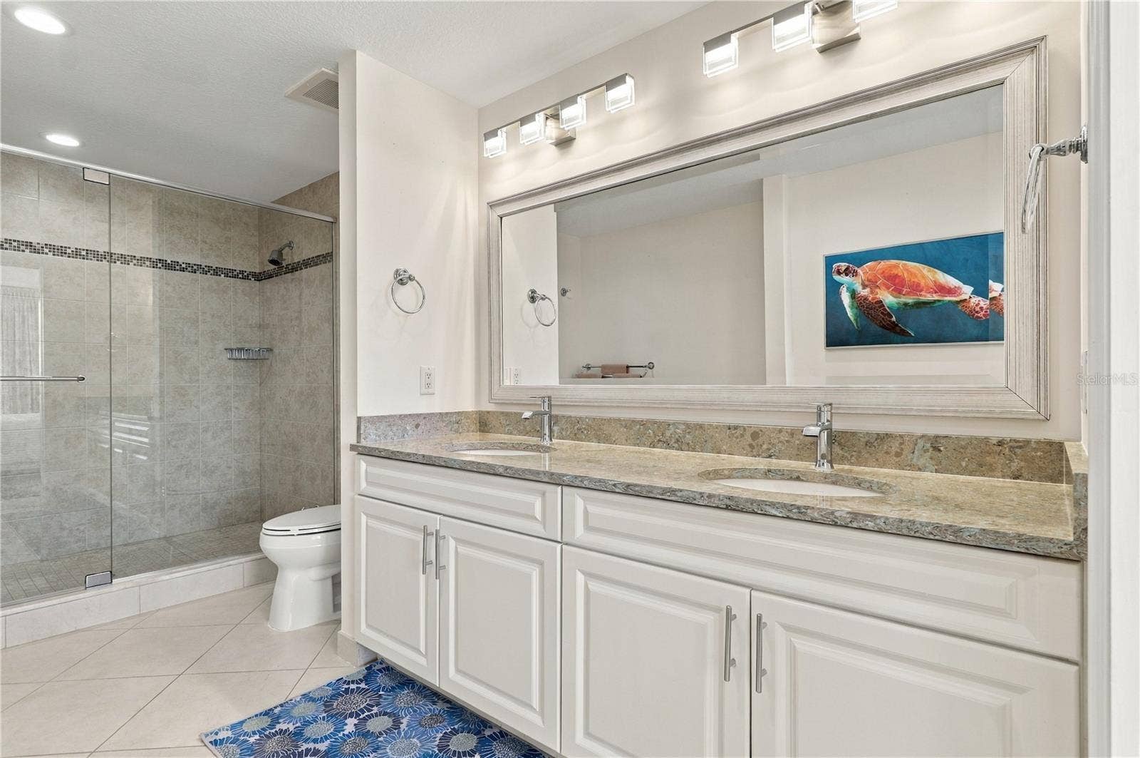 301 S GULFVIEW BOULEVARD, #303, Clearwater, FL 33767 Guest bedroom en-suite