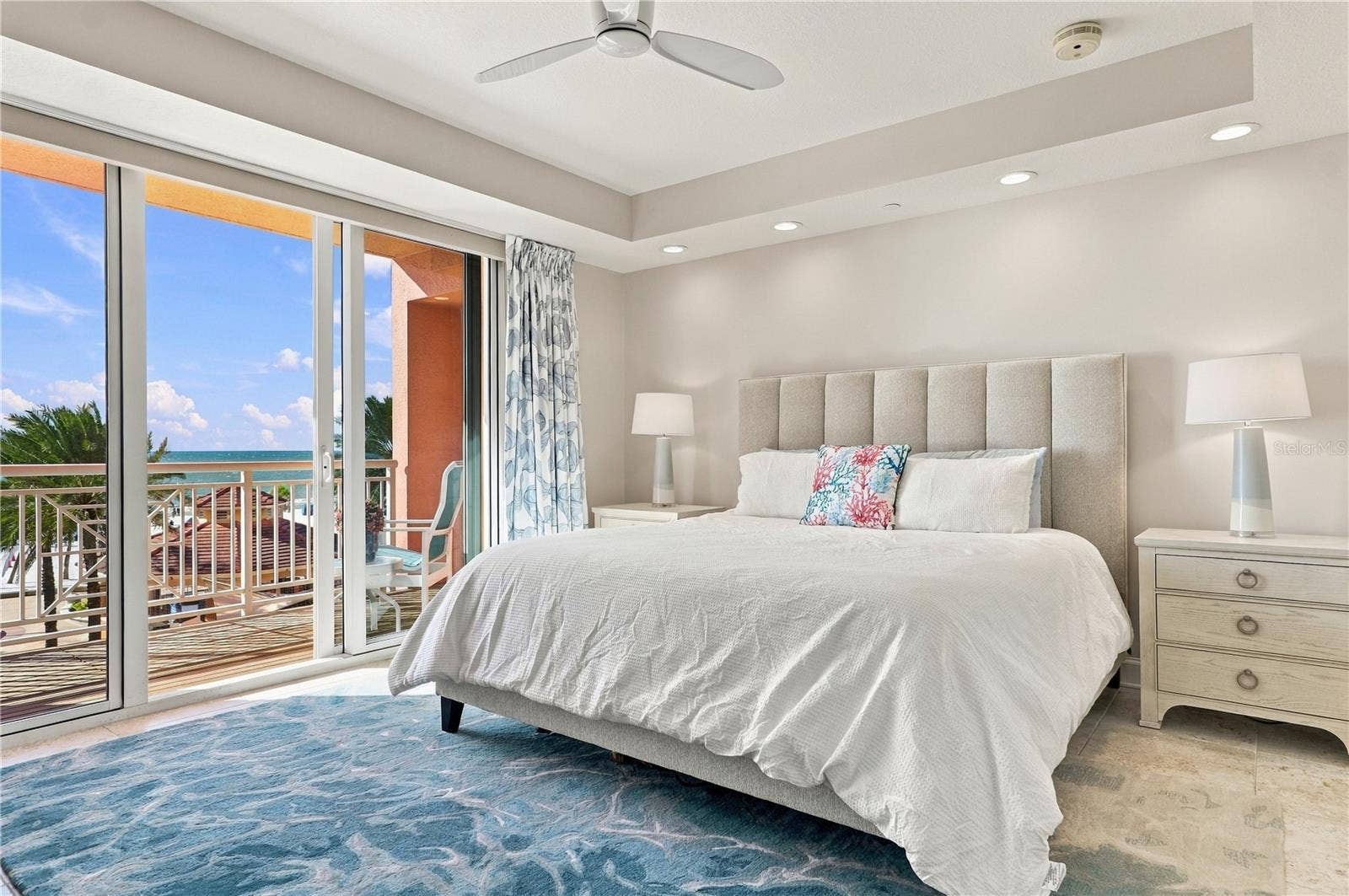301 S GULFVIEW BOULEVARD, #303, Clearwater, FL 33767 Primary bedroom
