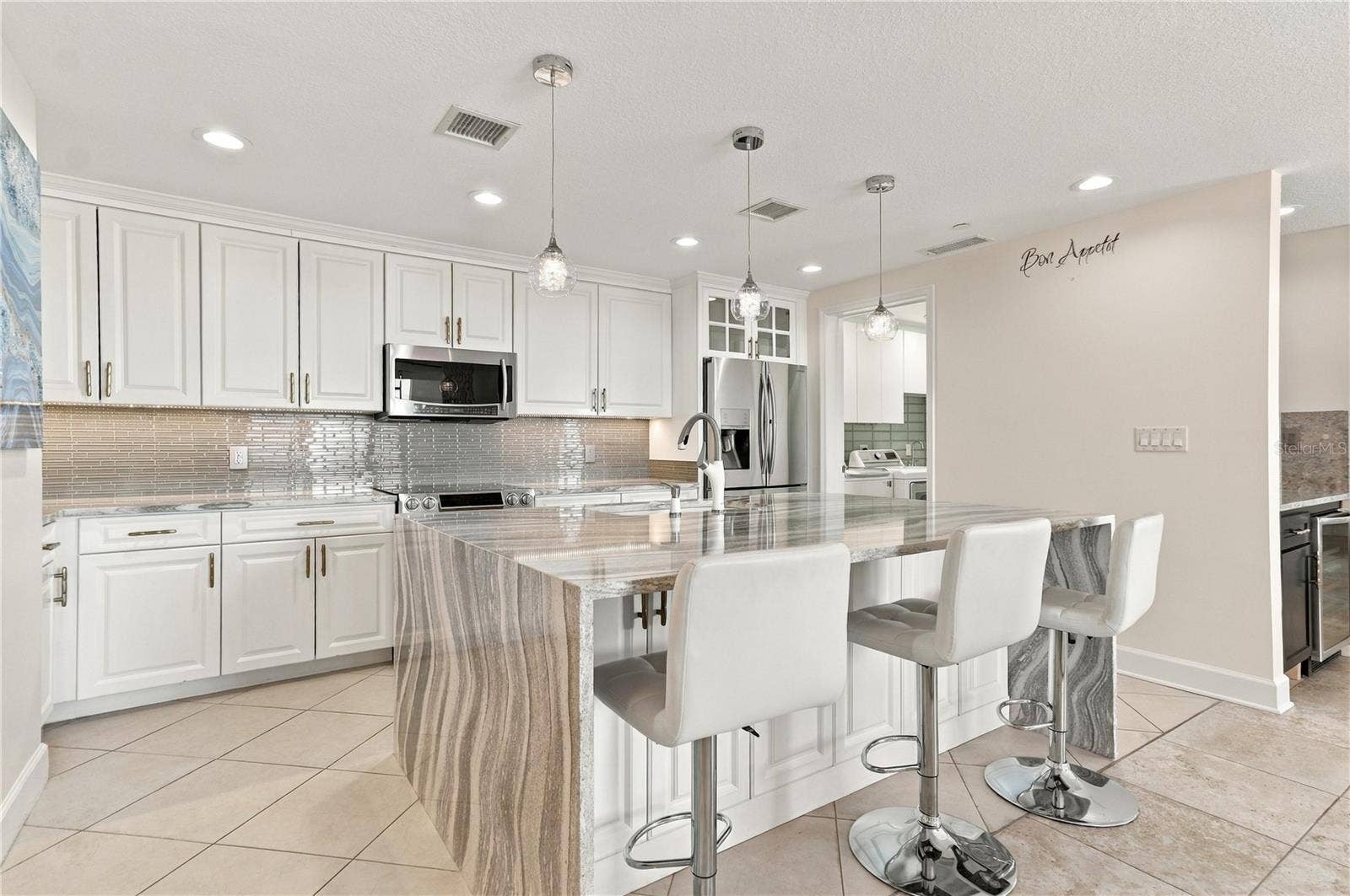 301 S GULFVIEW BOULEVARD, #303, Clearwater, FL 33767 301 S GULFVIEW BOULEVARD, #303, Clearwater, FL 33767