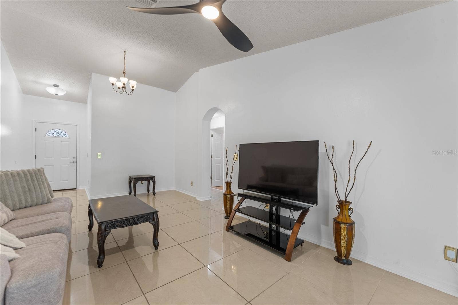 13508 PRESTWICK DRIVE, Riverview, FL 33579 Living room