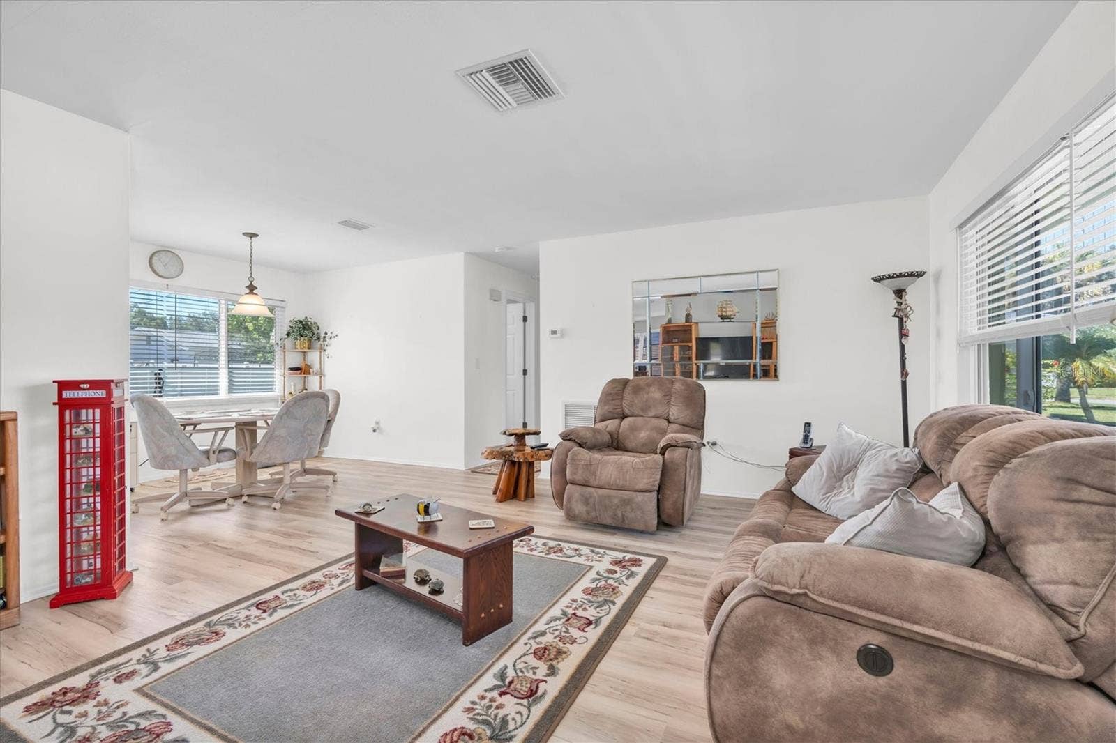 2013 FOREST DRIVE, Clearwater, FL 33763 2013 FOREST DRIVE, Clearwater, FL 33763