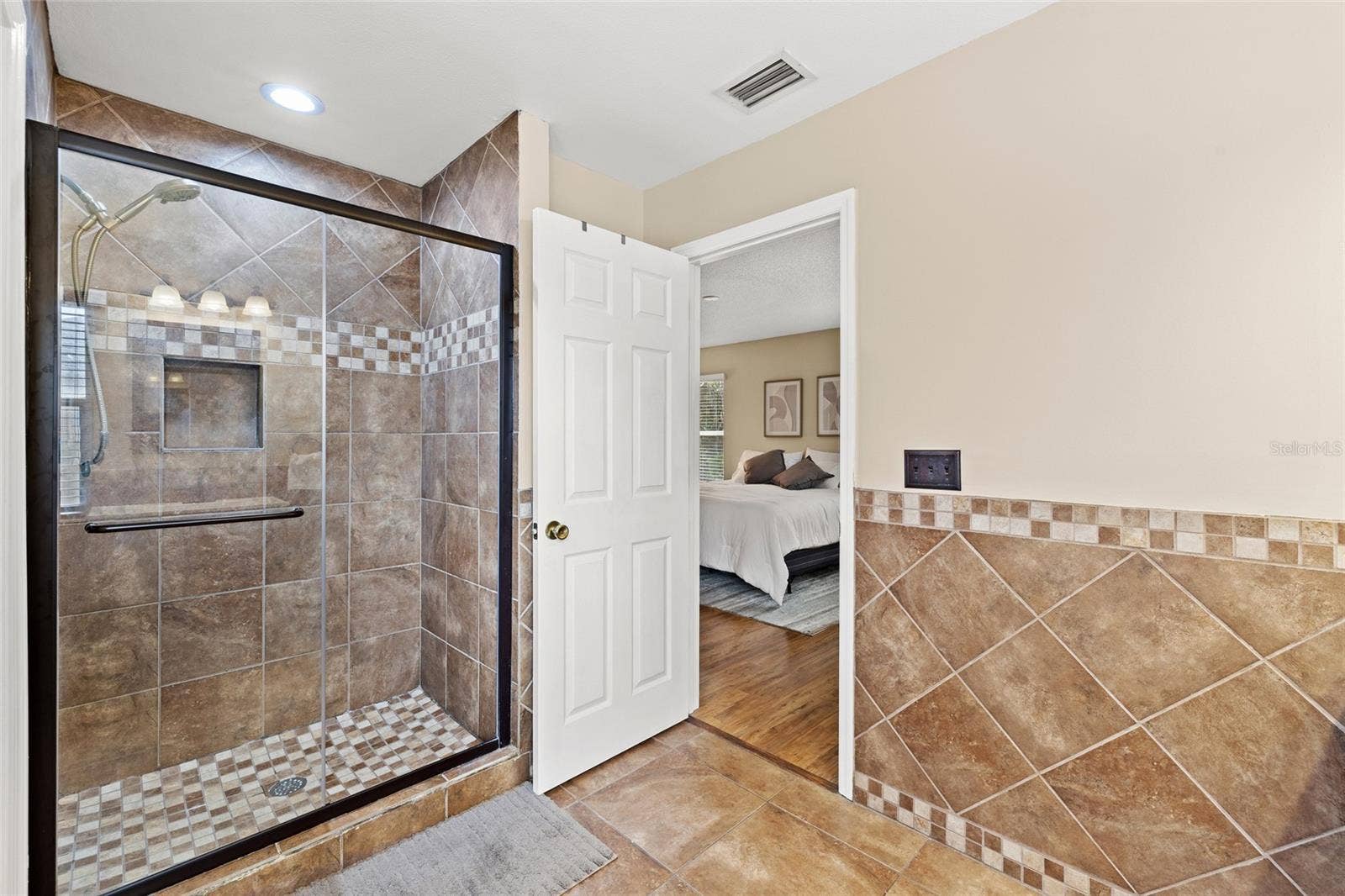 12960 ROYAL GEORGE AVENUE, Odessa, FL 33556 Upstairs Primary Suite