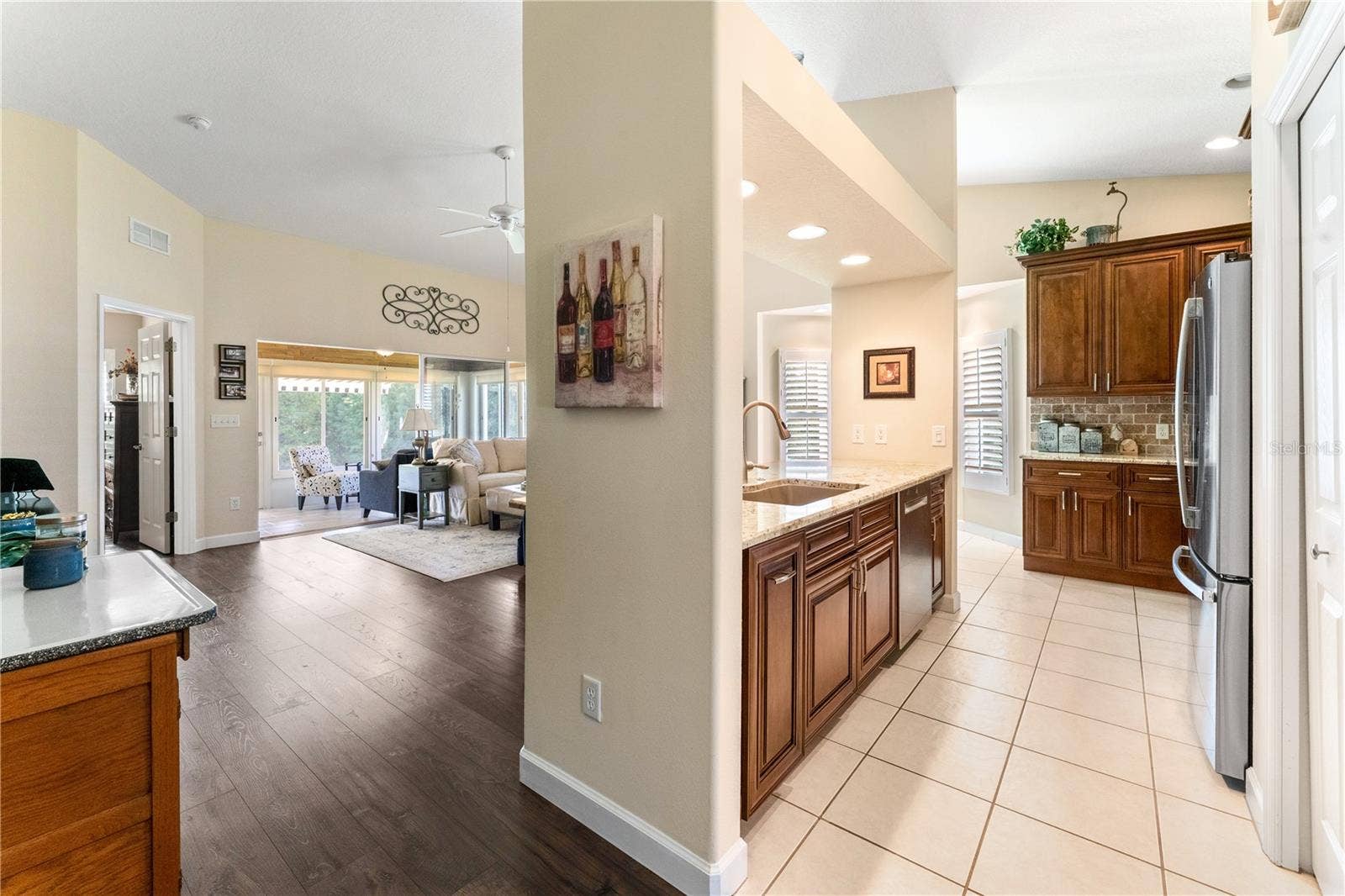559 DOVE TERRACE S, Oldsmar, FL 34677