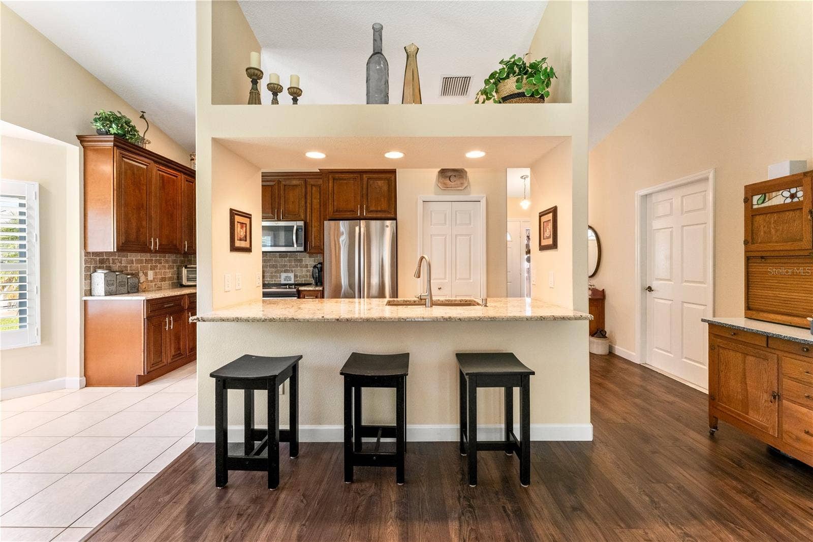 559 DOVE TERRACE S, Oldsmar, FL 34677