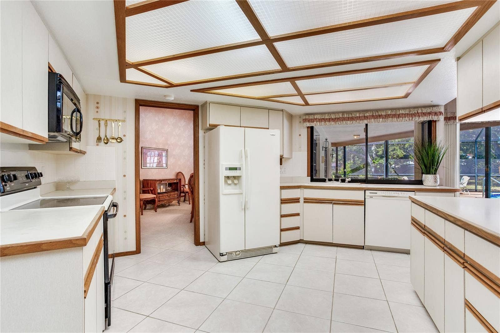 10353 BARRY DRIVE, Largo, FL 33774 10353 BARRY DRIVE, Largo, FL 33774