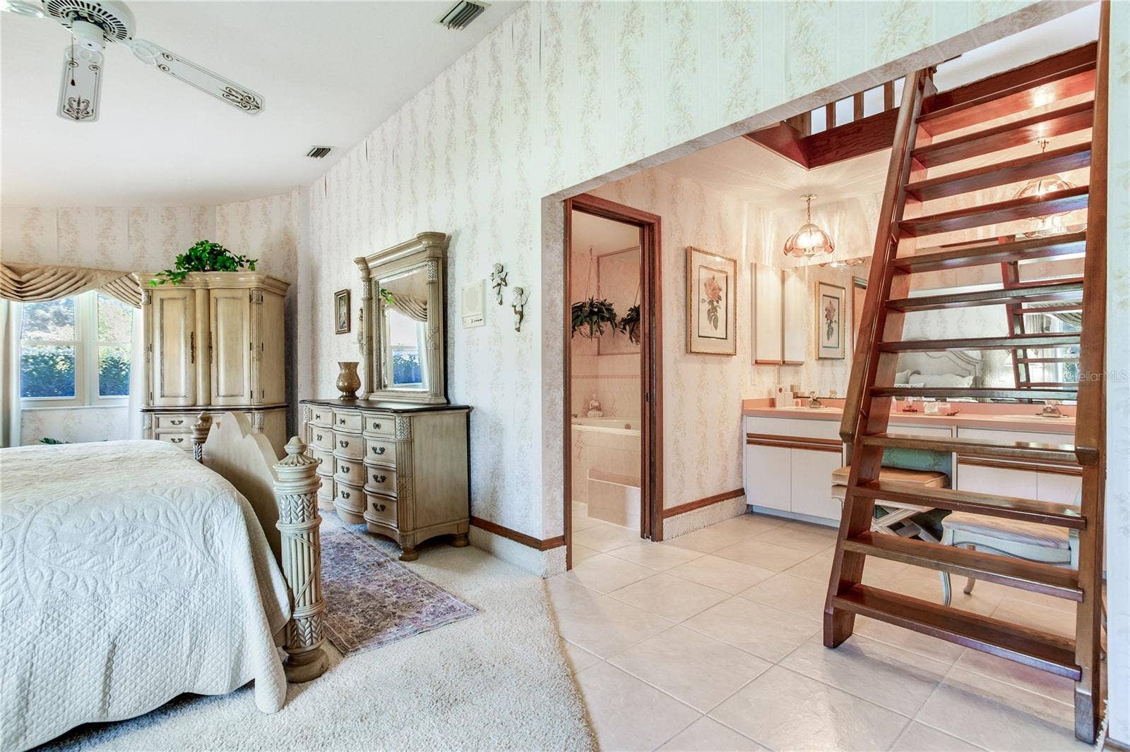 10353 BARRY DRIVE, Largo, FL 33774 10353 BARRY DRIVE, Largo, FL 33774