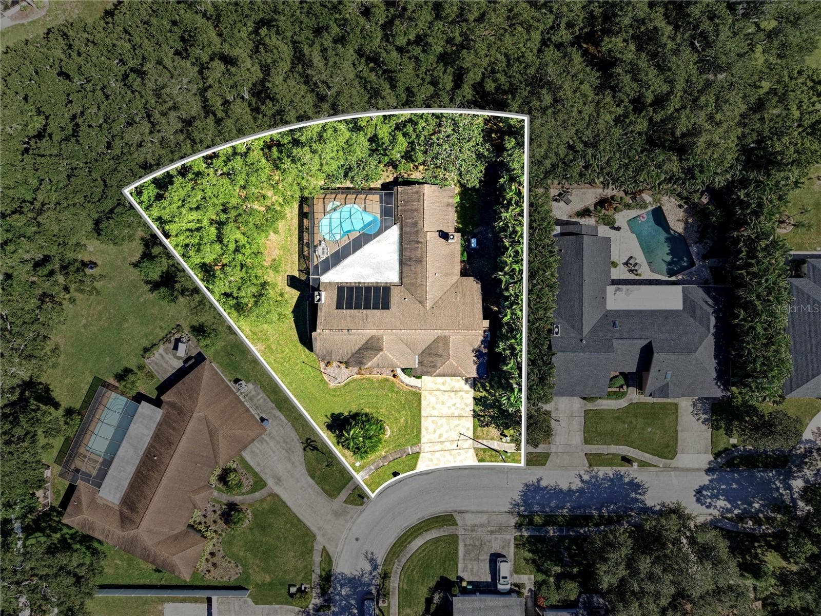 10353 BARRY DRIVE, Largo, FL 33774 10353 BARRY DRIVE, Largo, FL 33774