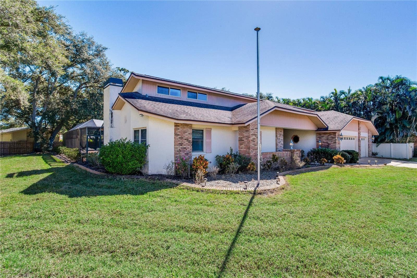 10353 BARRY DRIVE, Largo, FL 33774 10353 BARRY DRIVE, Largo, FL 33774