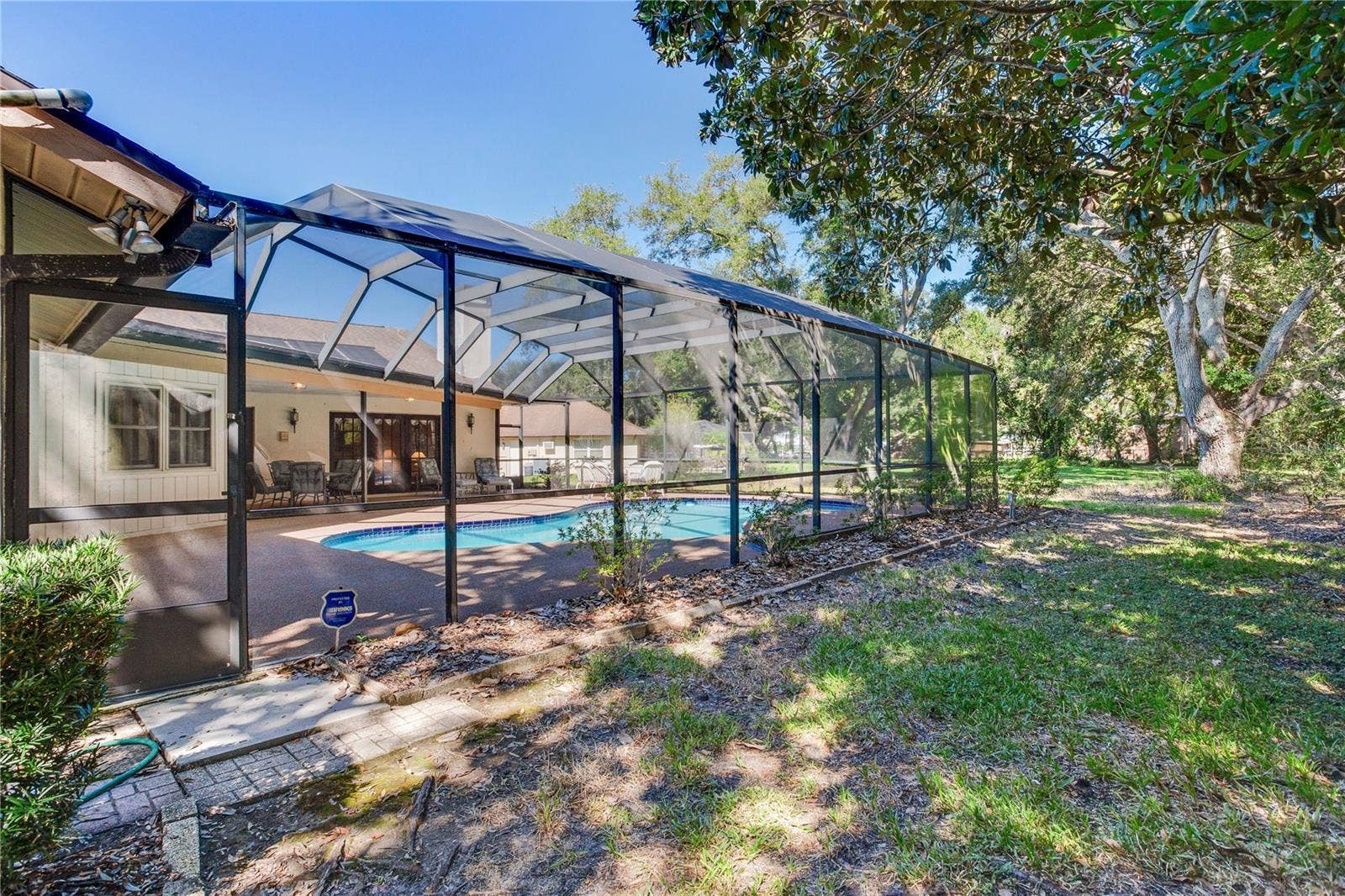 10353 BARRY DRIVE, Largo, FL 33774 10353 BARRY DRIVE, Largo, FL 33774