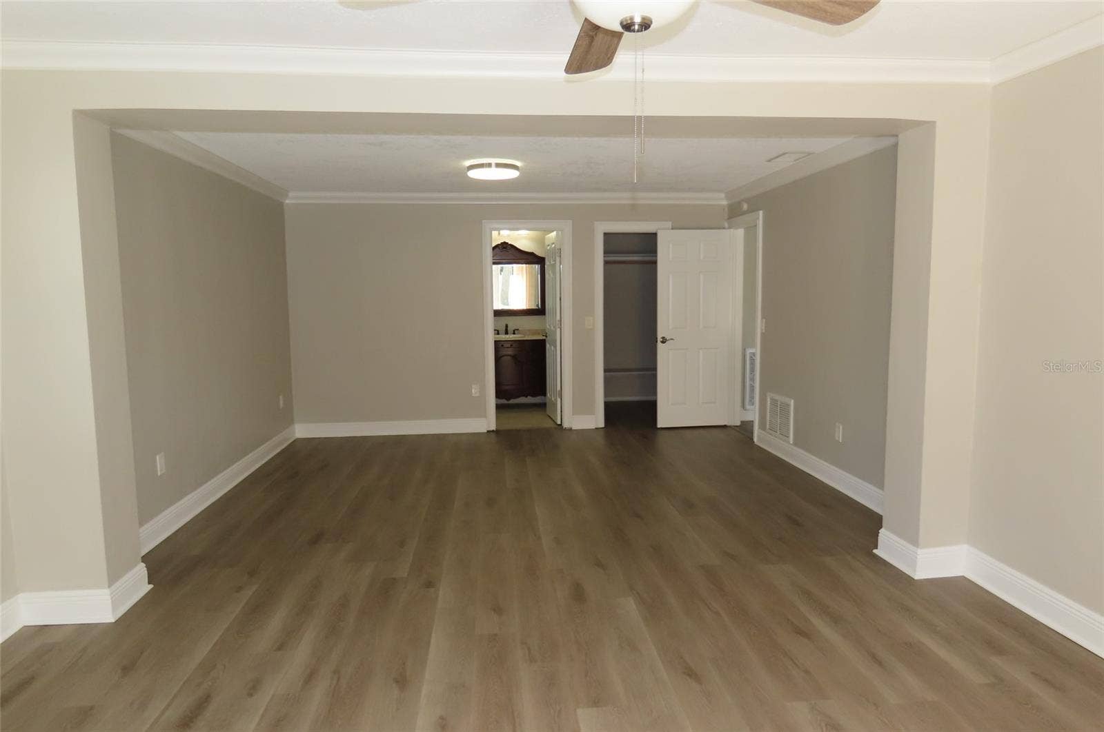 1503 GARDEN AVENUE, Tarpon Springs, FL 34689 1503 GARDEN AVENUE, Tarpon Springs, FL 34689