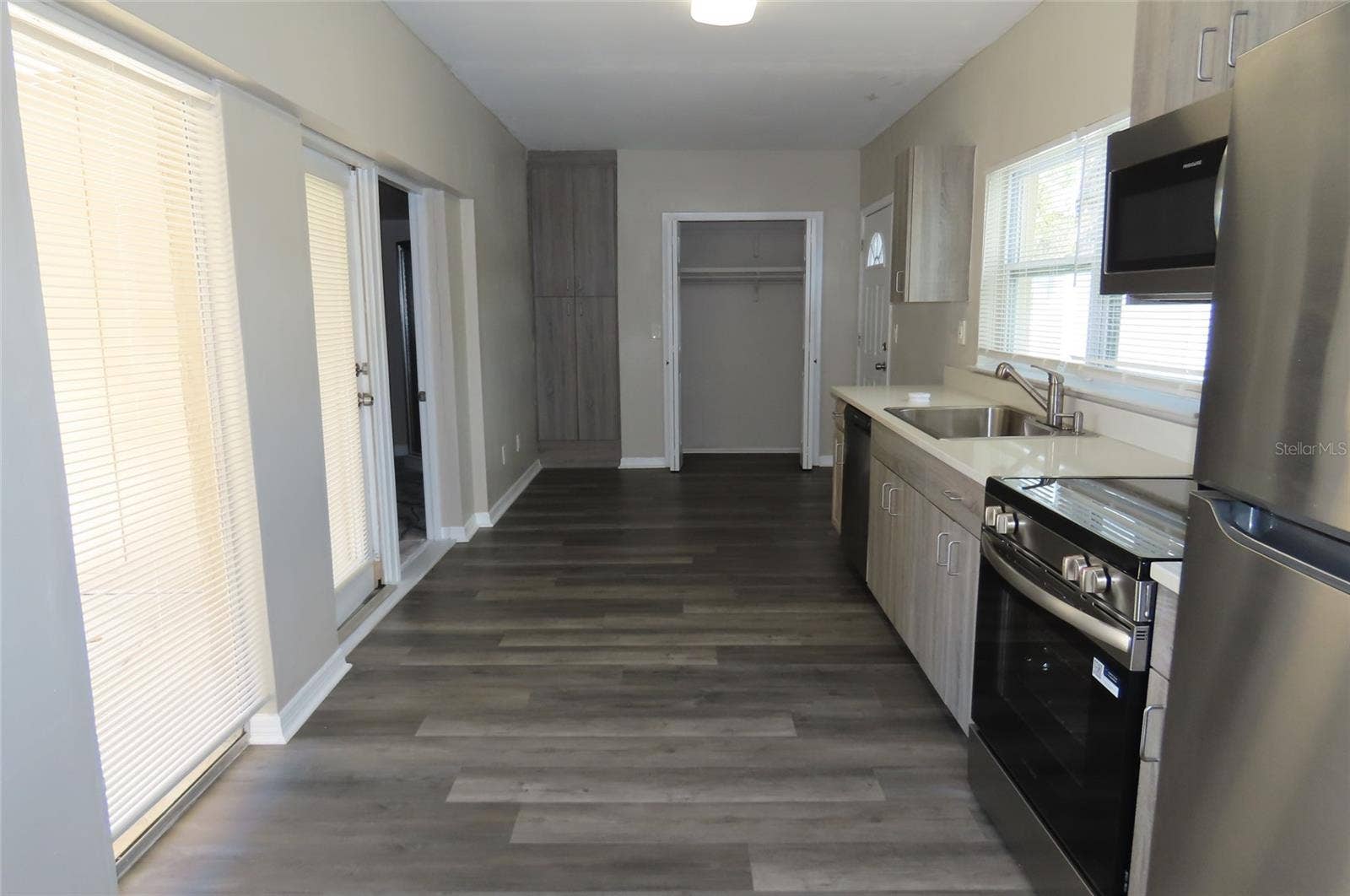 1503 GARDEN AVENUE, Tarpon Springs, FL 34689 1503 GARDEN AVENUE, Tarpon Springs, FL 34689