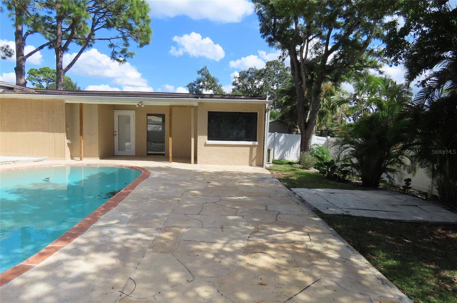 1503 GARDEN AVENUE, Tarpon Springs, FL 34689 1503 GARDEN AVENUE, Tarpon Springs, FL 34689