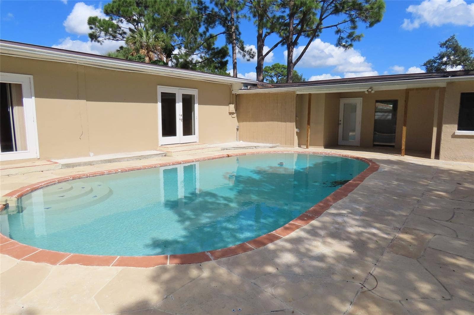 1503 GARDEN AVENUE, Tarpon Springs, FL 34689 1503 GARDEN AVENUE, Tarpon Springs, FL 34689
