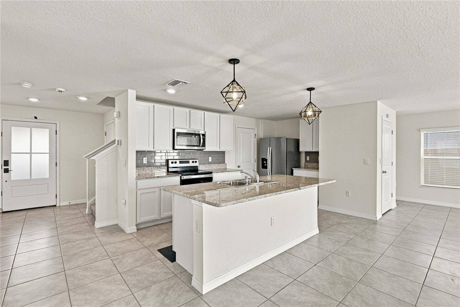 12172 LILY MAGNOLIA LANE, Riverview, FL 33569 12172 LILY MAGNOLIA LANE, Riverview, FL 33569