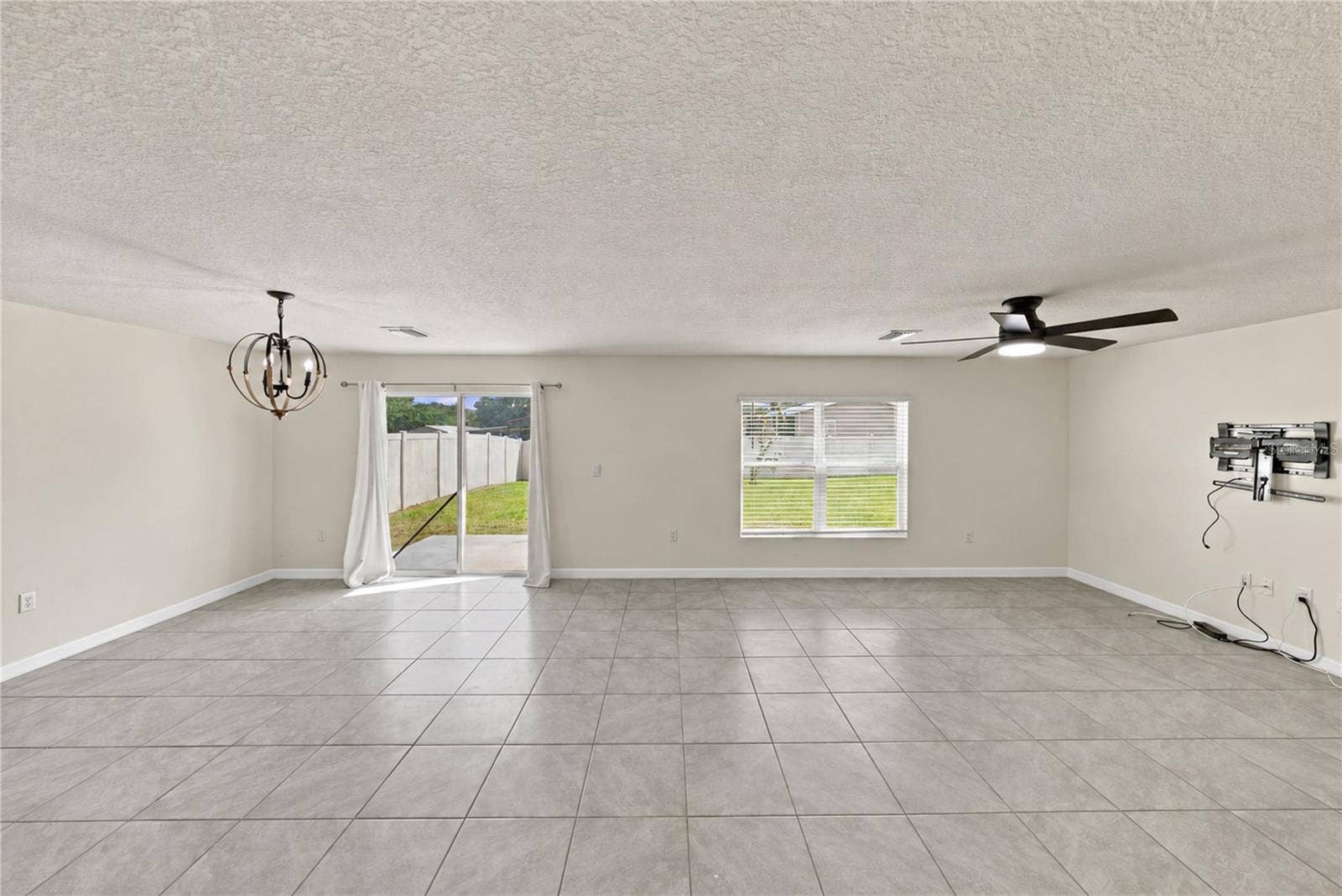 12172 LILY MAGNOLIA LANE, Riverview, FL 33569 12172 LILY MAGNOLIA LANE, Riverview, FL 33569
