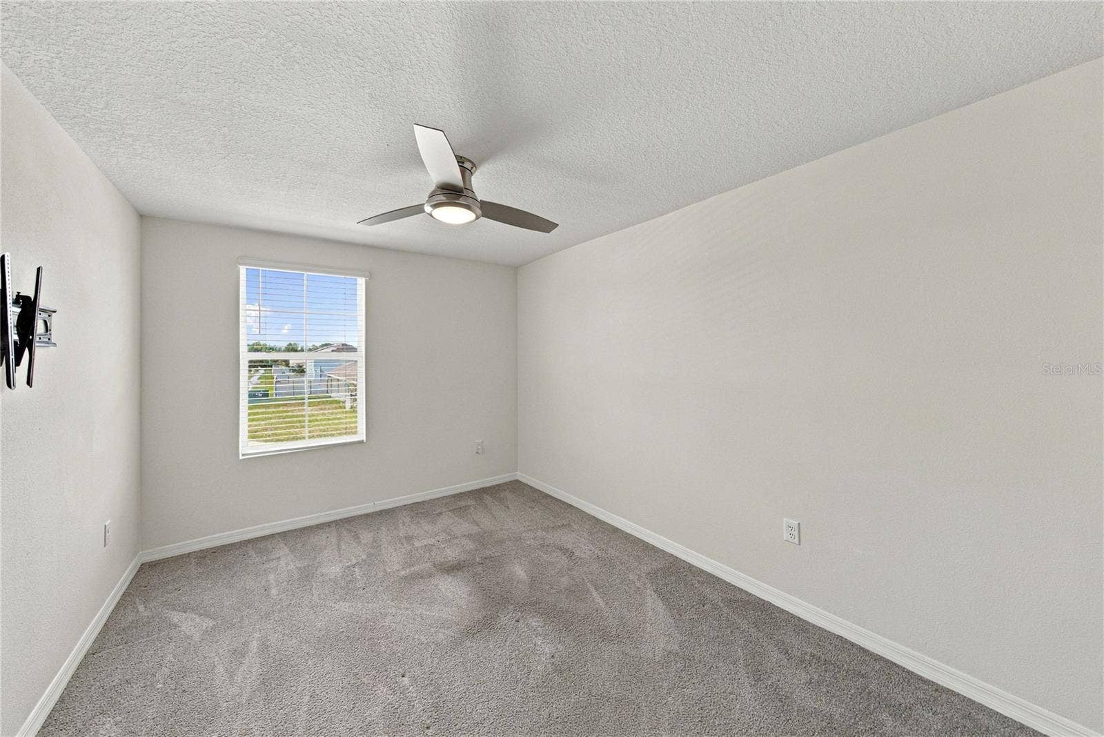 12172 LILY MAGNOLIA LANE, Riverview, FL 33569 12172 LILY MAGNOLIA LANE, Riverview, FL 33569