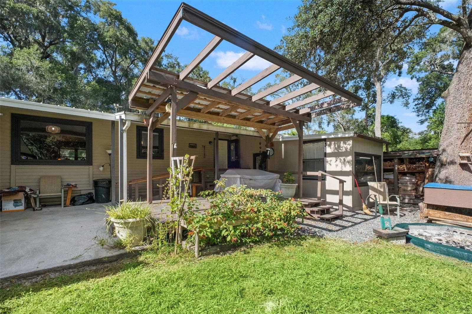 418 WASHINGTON AVENUE, Brooksville, FL 34604 418 WASHINGTON AVENUE, Brooksville, FL 34604