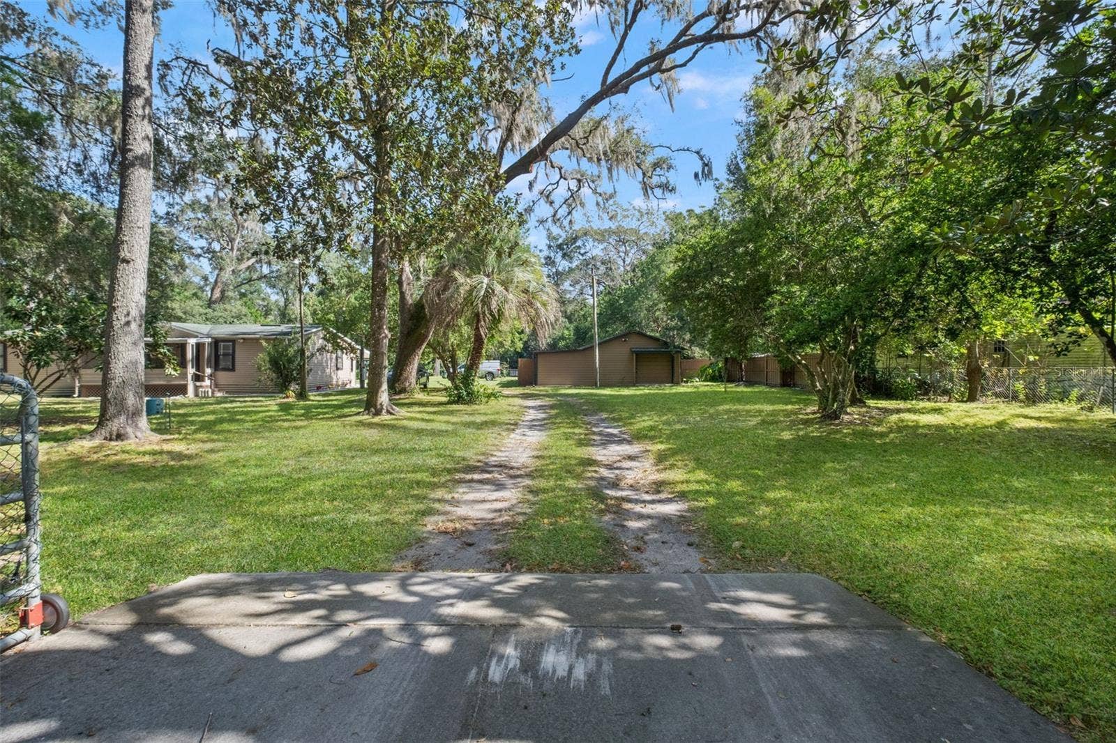 418 WASHINGTON AVENUE, Brooksville, FL 34604 418 WASHINGTON AVENUE, Brooksville, FL 34604