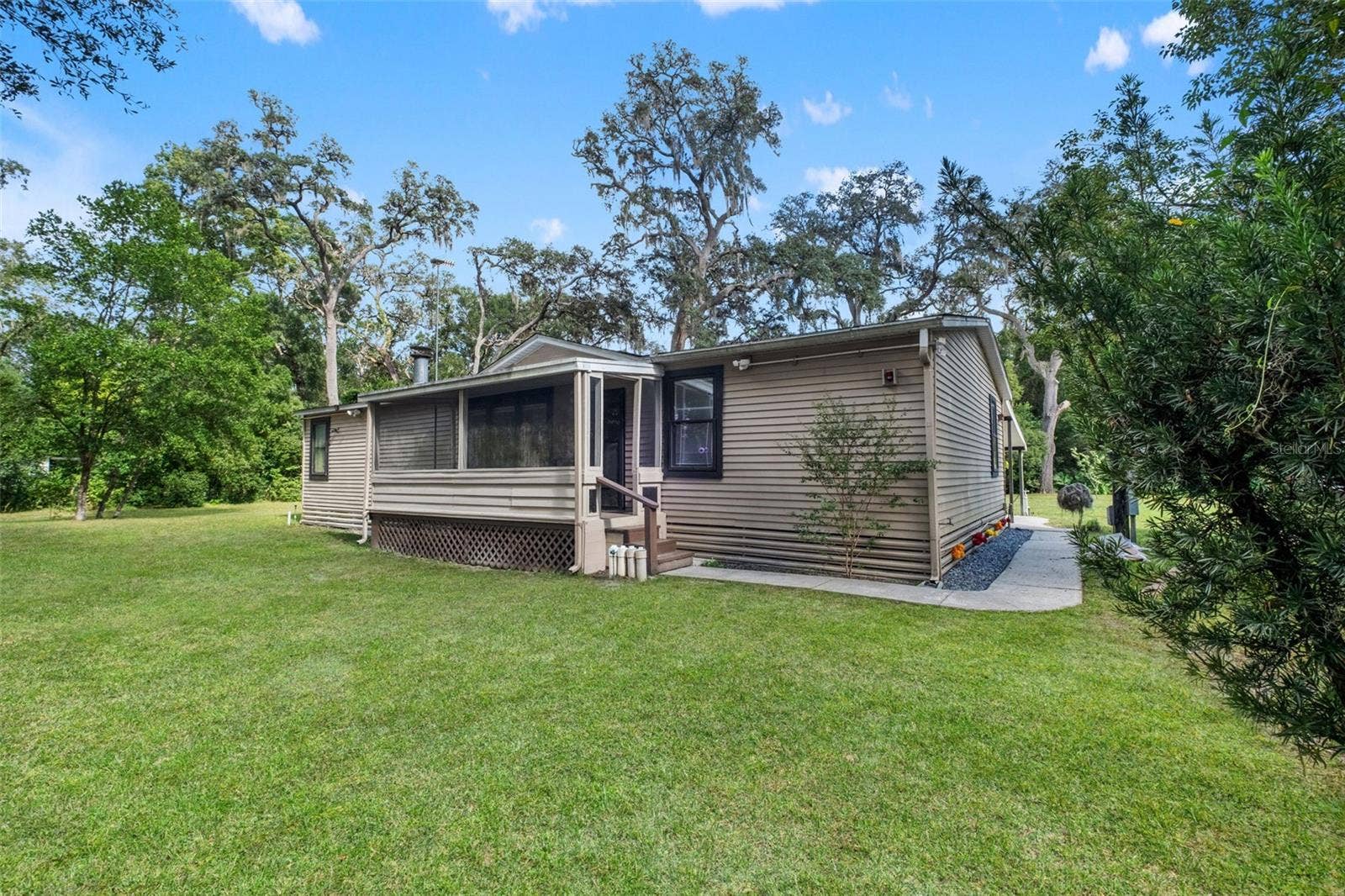 418 WASHINGTON AVENUE, Brooksville, FL 34604 418 WASHINGTON AVENUE, Brooksville, FL 34604