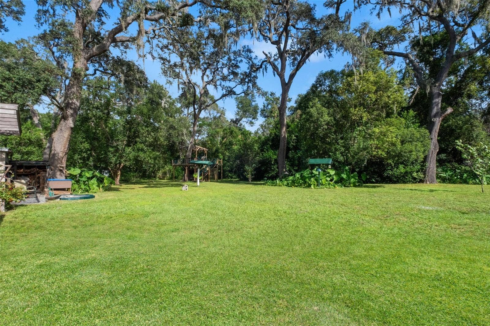 418 WASHINGTON AVENUE, Brooksville, FL 34604 418 WASHINGTON AVENUE, Brooksville, FL 34604