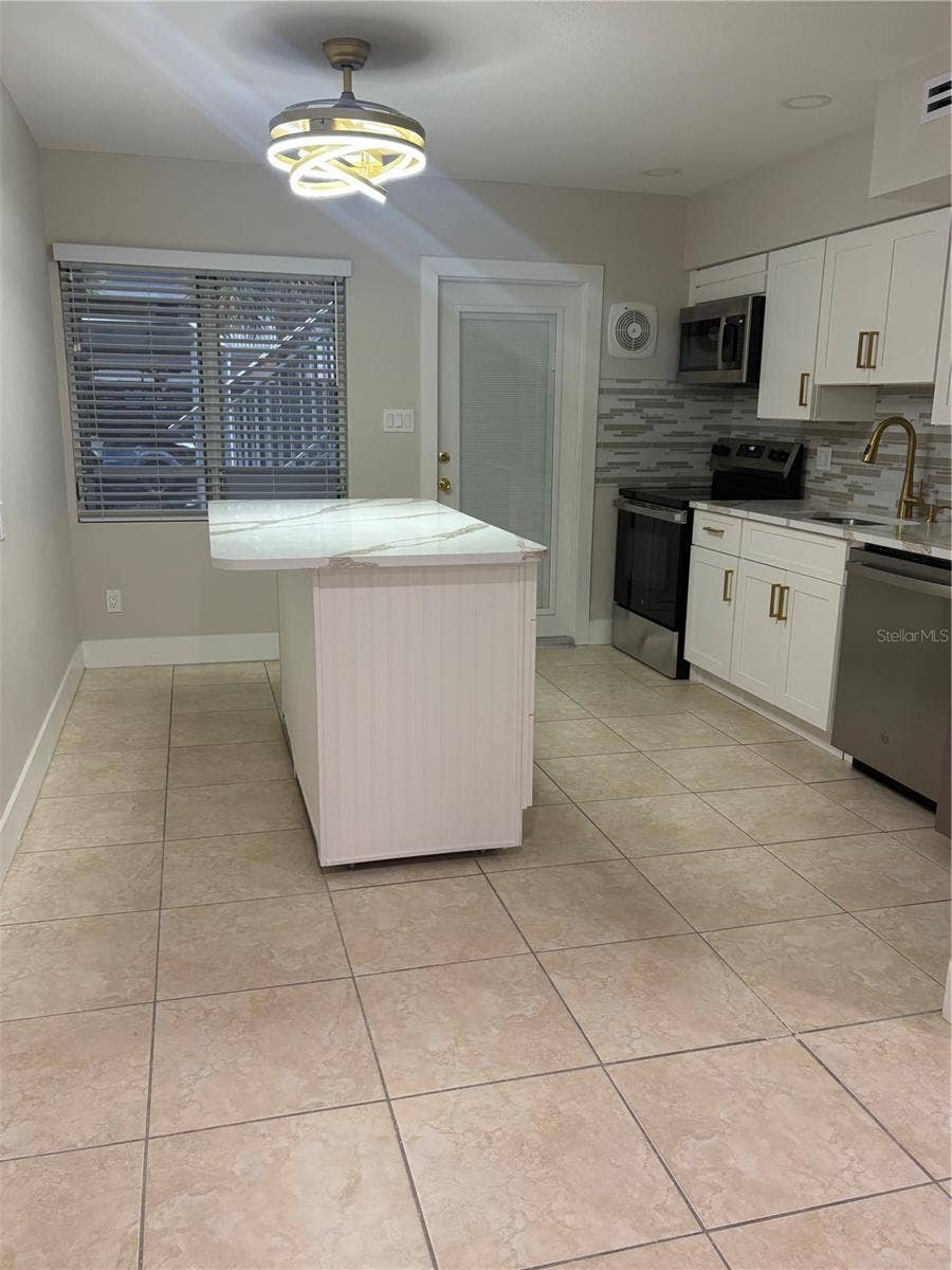 1840 SHORE DRIVE S, #5, South Pasadena, FL 33707 1840 SHORE DRIVE S, #5, South Pasadena, FL 33707