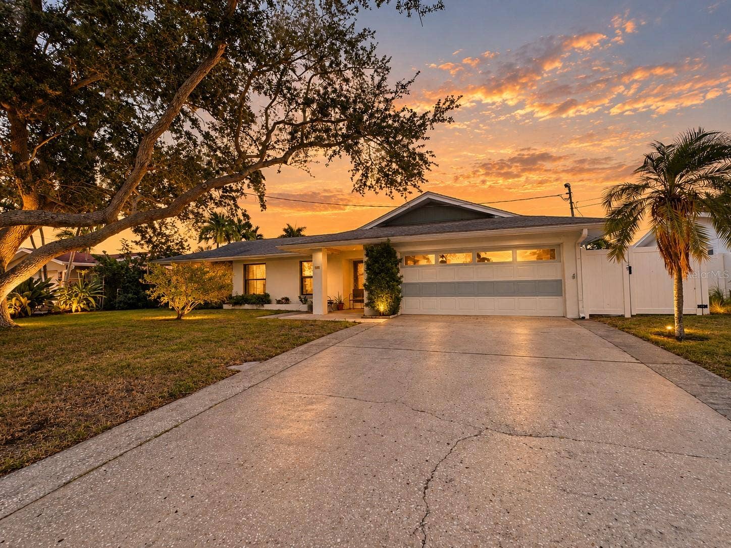 4261 14TH STREET NE, St Petersburg, FL 33703