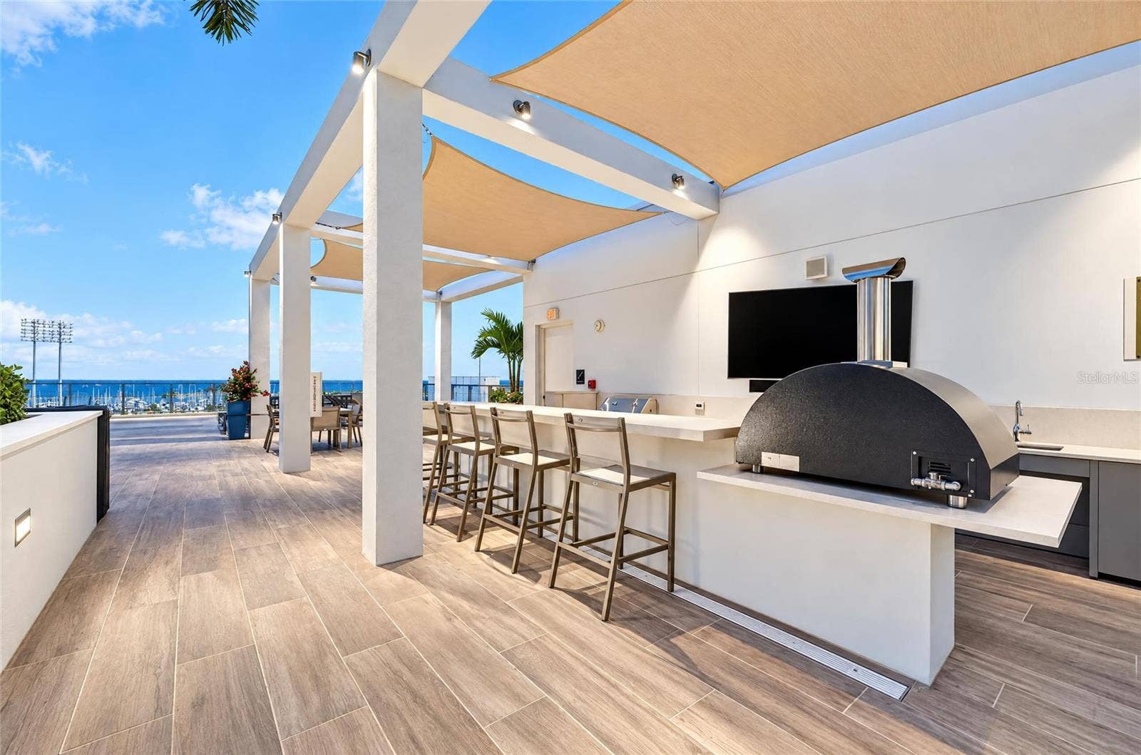 301 1ST STREET S, #1004, St Petersburg, FL 33701 7th Floor Grilling/Bar Area