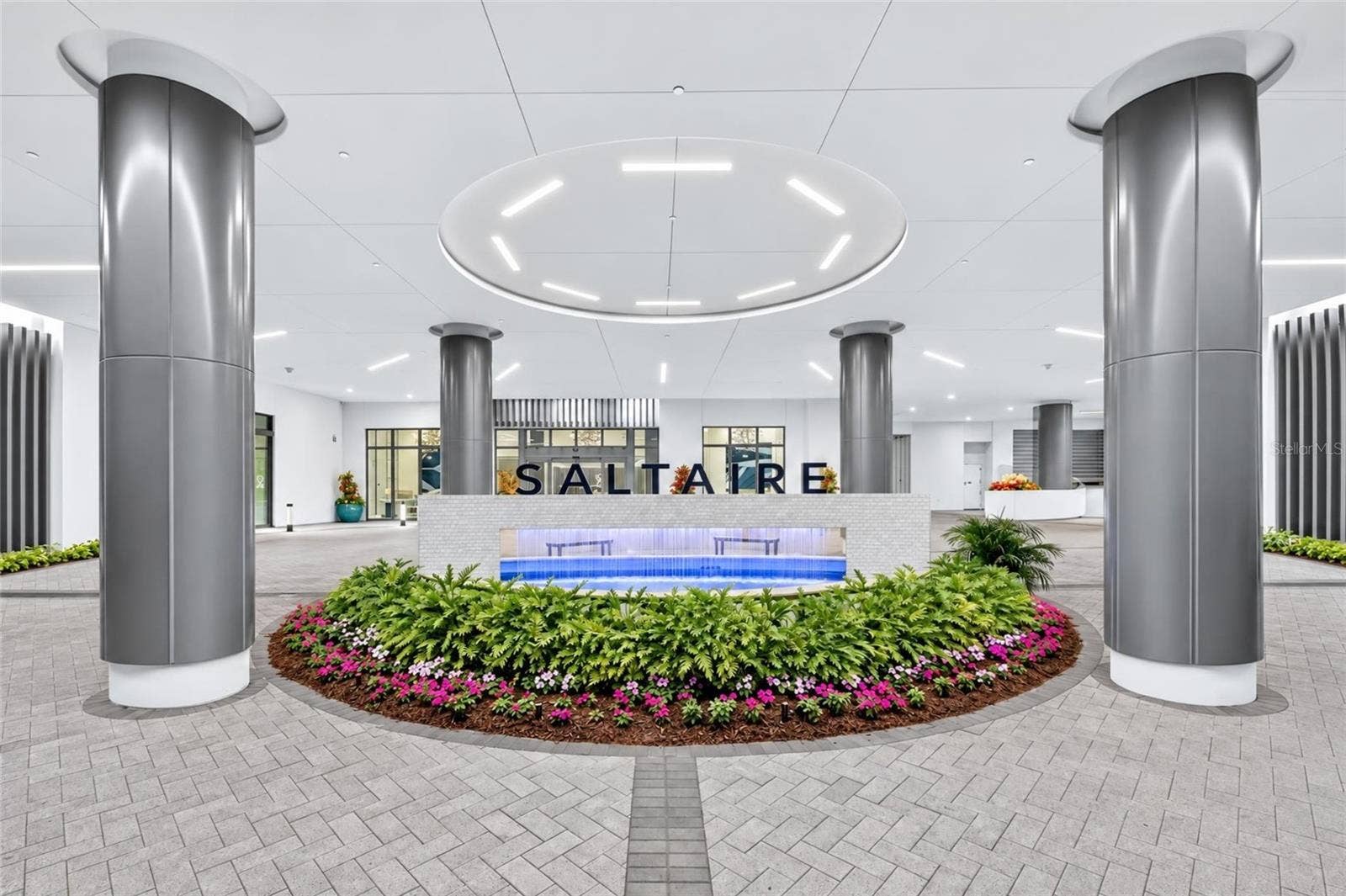 301 1ST STREET S, #1004, St Petersburg, FL 33701 Covered Main Entry