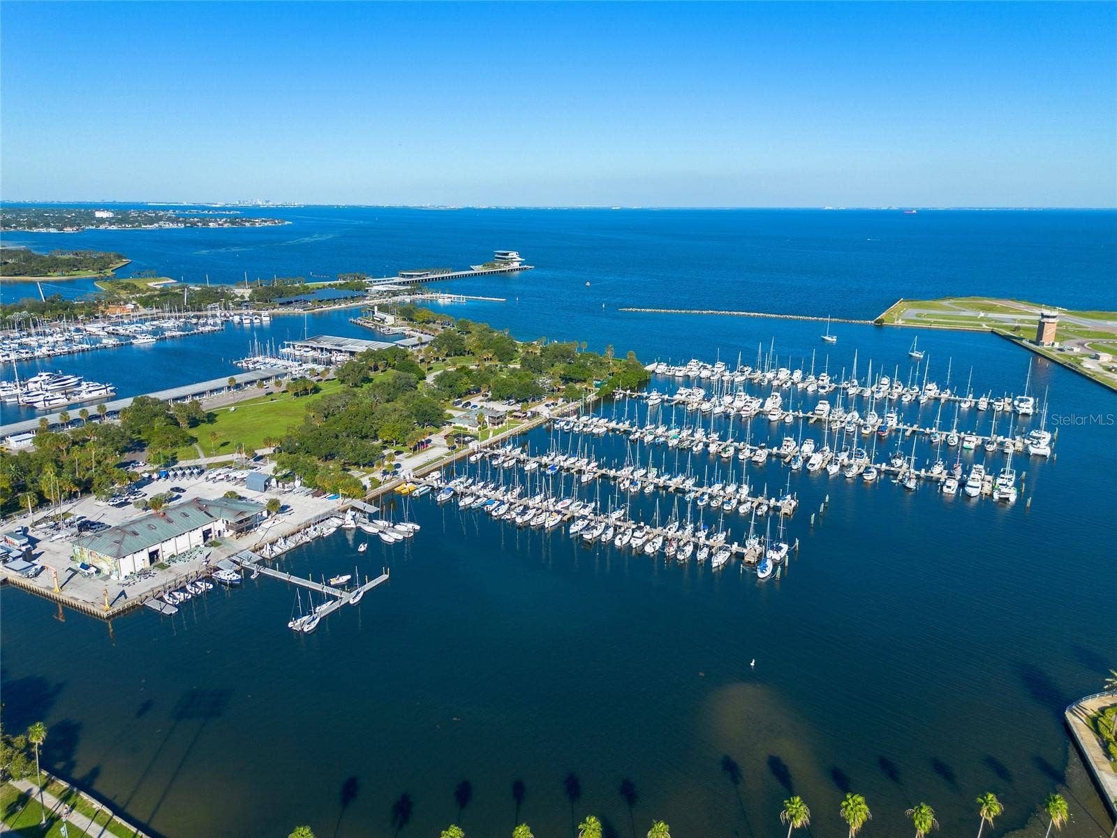 301 1ST STREET S, #1004, St Petersburg, FL 33701 301 1ST STREET S, #1004, St Petersburg, FL 33701