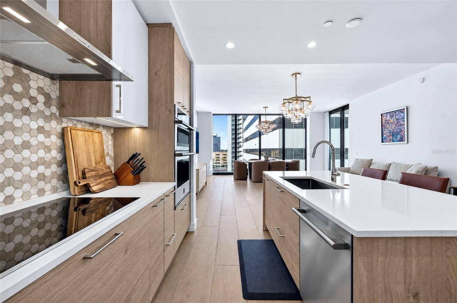301 1ST STREET S, #1004, St Petersburg, FL 33701 Kitchen View