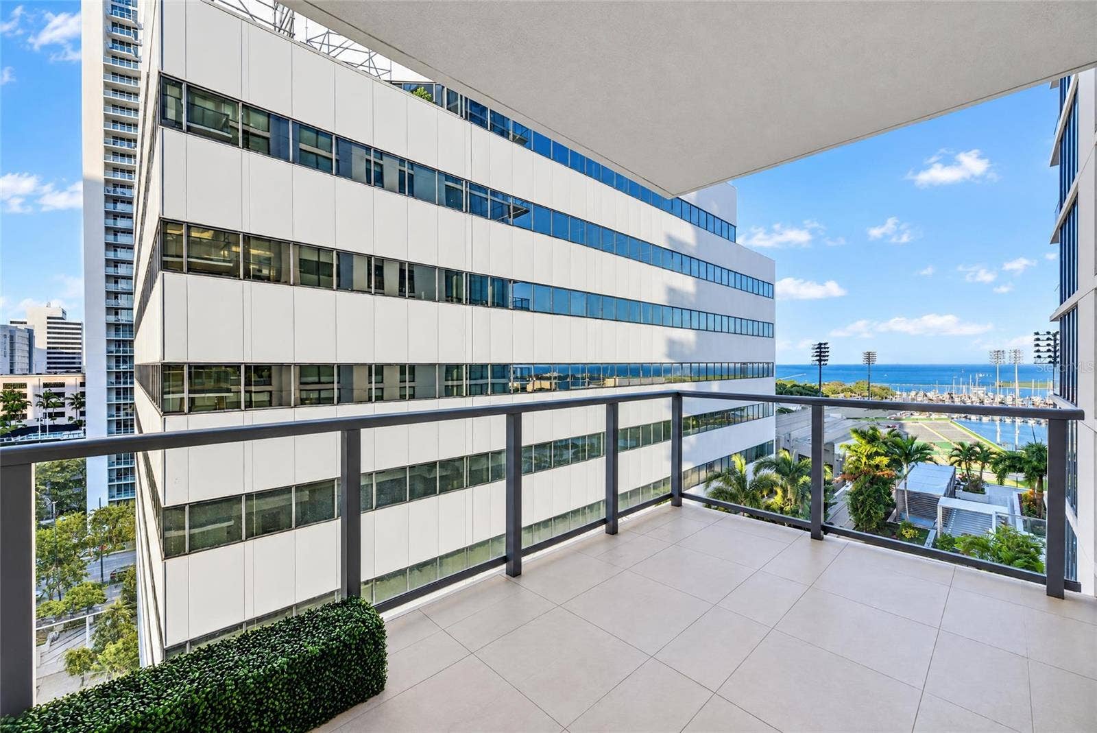 301 1ST STREET S, #1004, St Petersburg, FL 33701 East Terrace