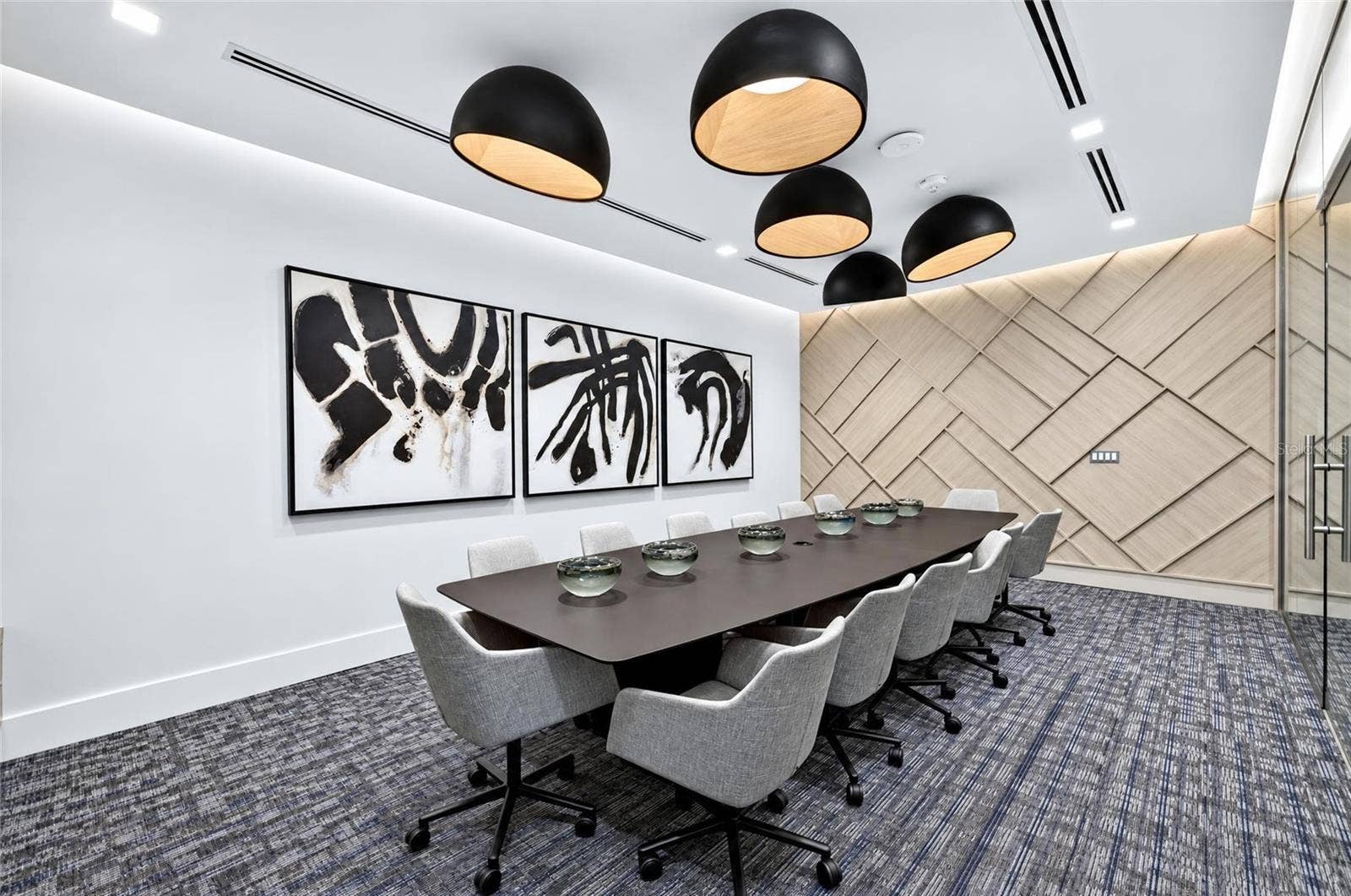 301 1ST STREET S, #1004, St Petersburg, FL 33701 Lobby Conference Room