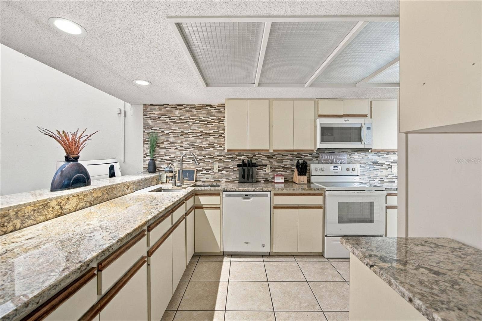 6015 COURTSIDE DRIVE, Bradenton, FL 34210