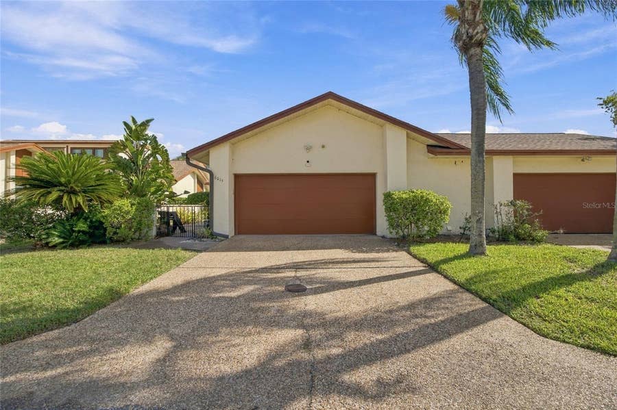 Property photo for 6015 COURTSIDE DRIVE, Bradenton, FL