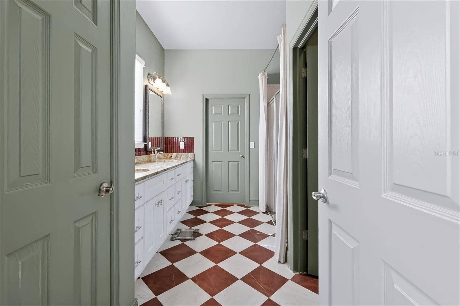 313 ROXBURY CROSSING COURT, Valrico, FL 33594 313 ROXBURY CROSSING COURT, Valrico, FL 33594